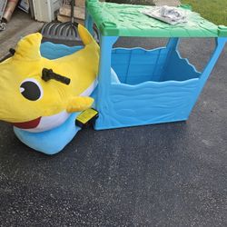 Baby Shark Ride On $80.00 or make an offer. 