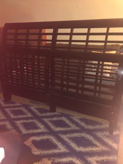 King Cherrywood Sleigh Bed Set