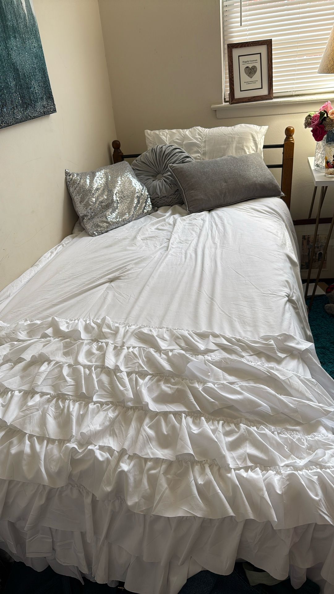 Twin Size Complete Bed 