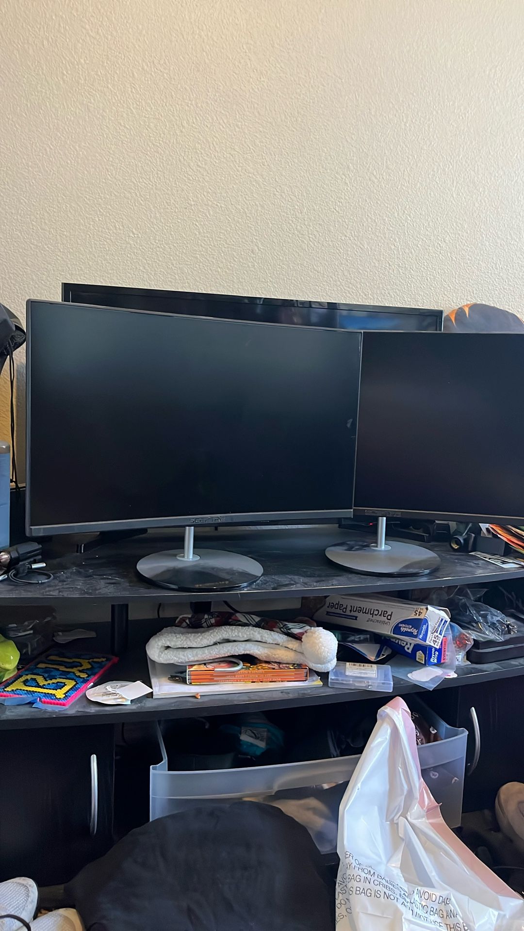 2x Sceptre 24” Curved Monitors