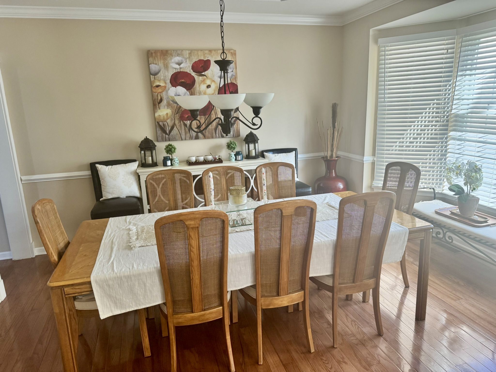 Solid Wood Dining Table With 8 Chairs 