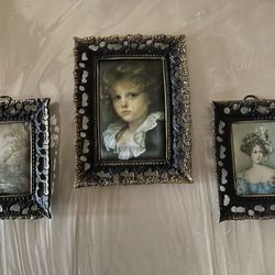 Wall Silkscreen printing in bronze frames.(Set of 3 pcs).