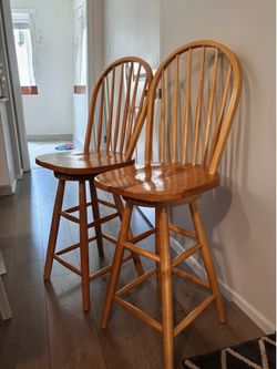 Kitchen counter stools