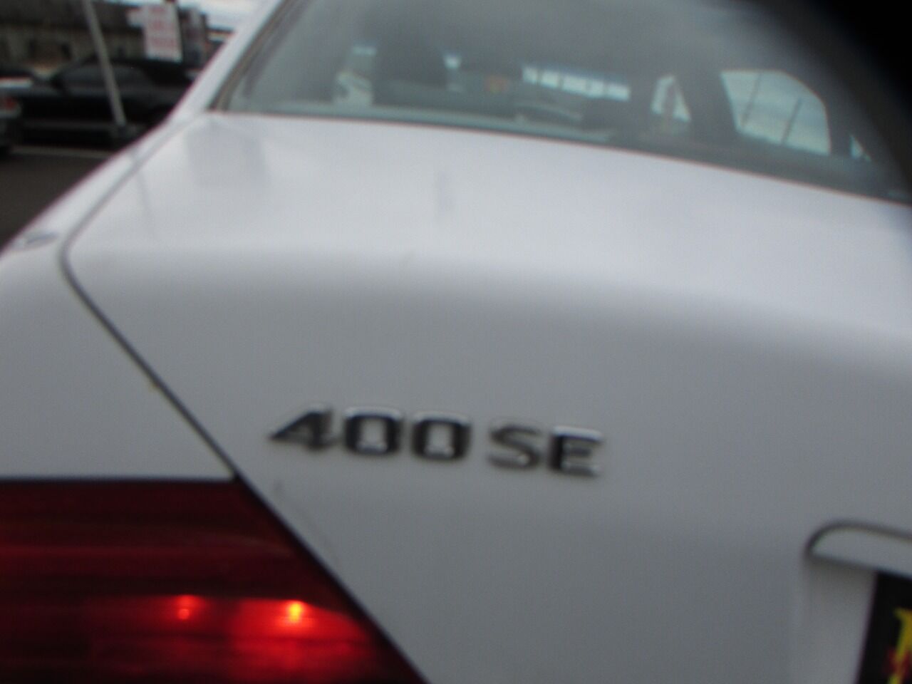 1992 Mercedes-Benz 400-Class