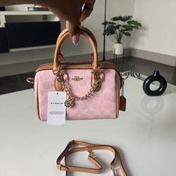 Powder Pink Mini Rowan