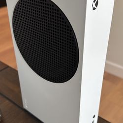 Xbox Series S With Extras