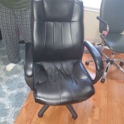 Office Chairs 