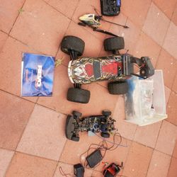 Traxxas 3.3 Nitro Car