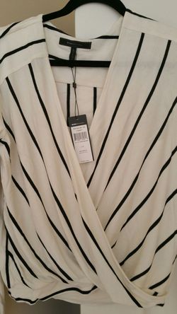 Ladies top BCBG Original tags on