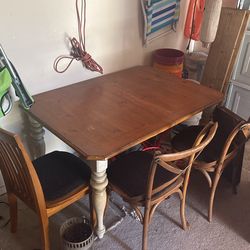 Dining room table