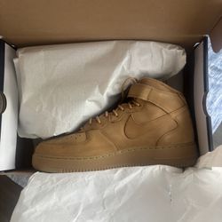 Air Force 1 07 Mid 