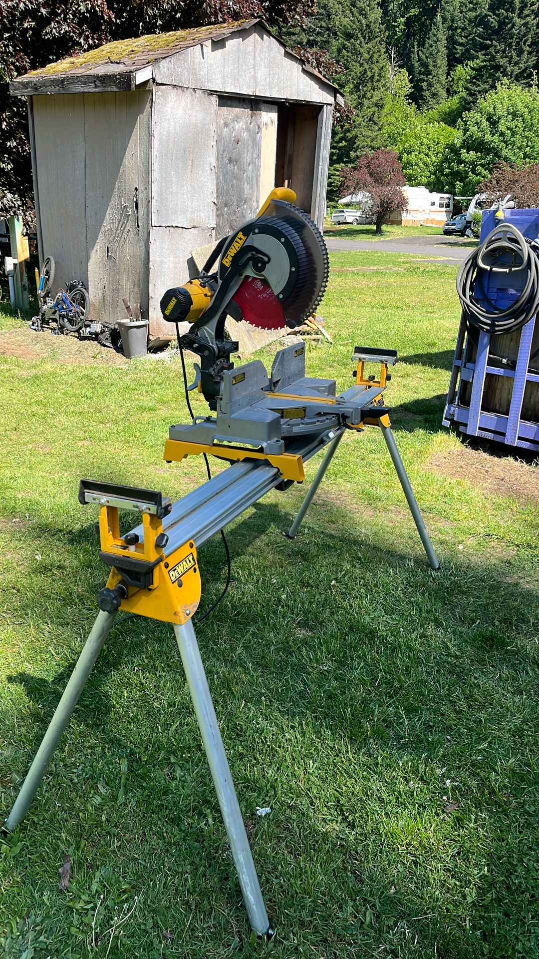 DEWALT 12” SAW WITH STAND