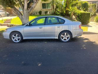 Subaru Legacy 2007 sedan 140k miles xlnt