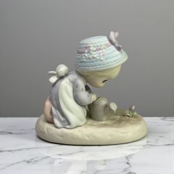 Precious Moments "Friendship Grows When You Plant A Seed" Figurine From 1991