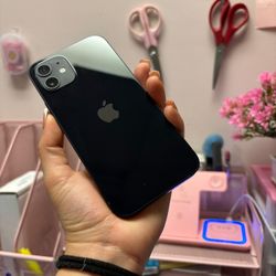 iPhones 12 64gb