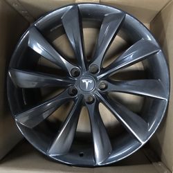 1 Tesla Model S Turbine 21” Rim