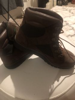 Timberlands men’s shoes size 6.5