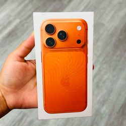 iPhone 17 pro max 256gb un