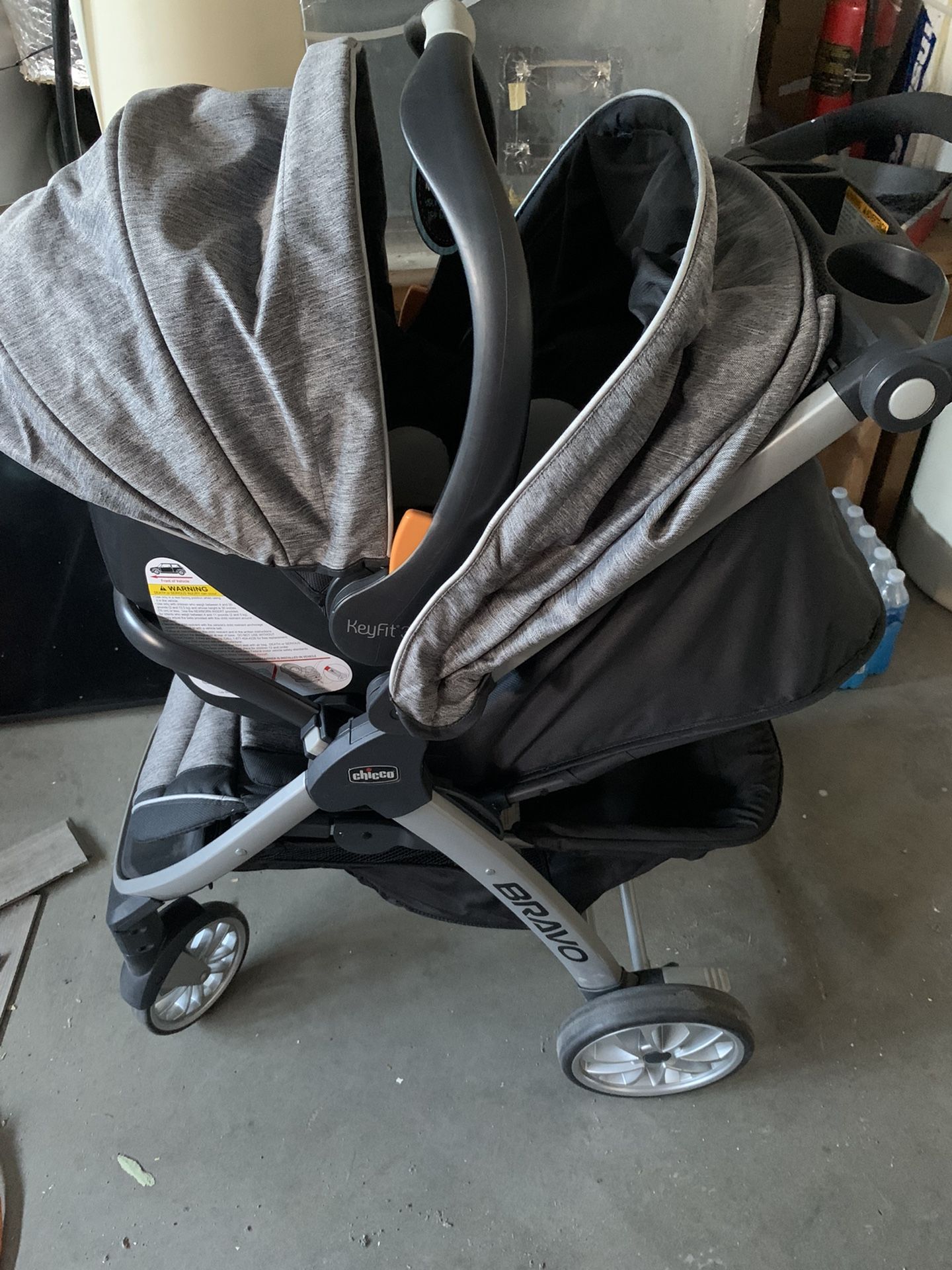 Chicco Bravo/Keyfit 30 Travel System 