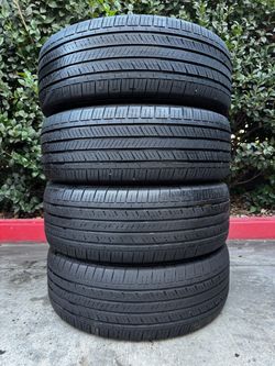 235/60R18 GOOD YEAR ASSURANCE