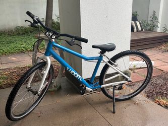 Lightly Used Woom 5 Kids Bike - 24 Inch (Sky Blue) - $450