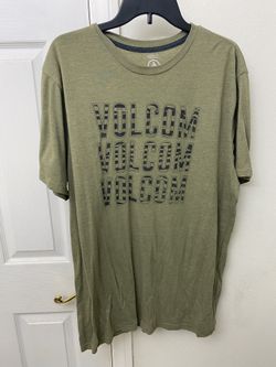 Men’s Green Volcom T-shirt Size XL