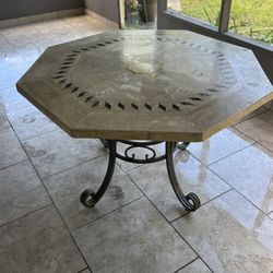 Dining Room Table and 4 Chairs
