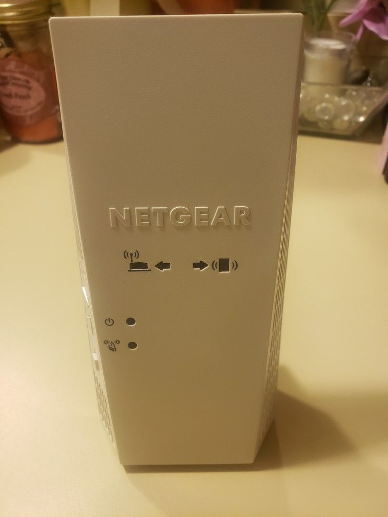 NETGEAR WiFi Mesh Range Extender EX6250