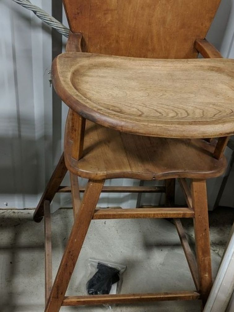 Vintage high Chair