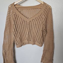 Long sleeve crochet top