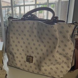 Dooney And Bourke 