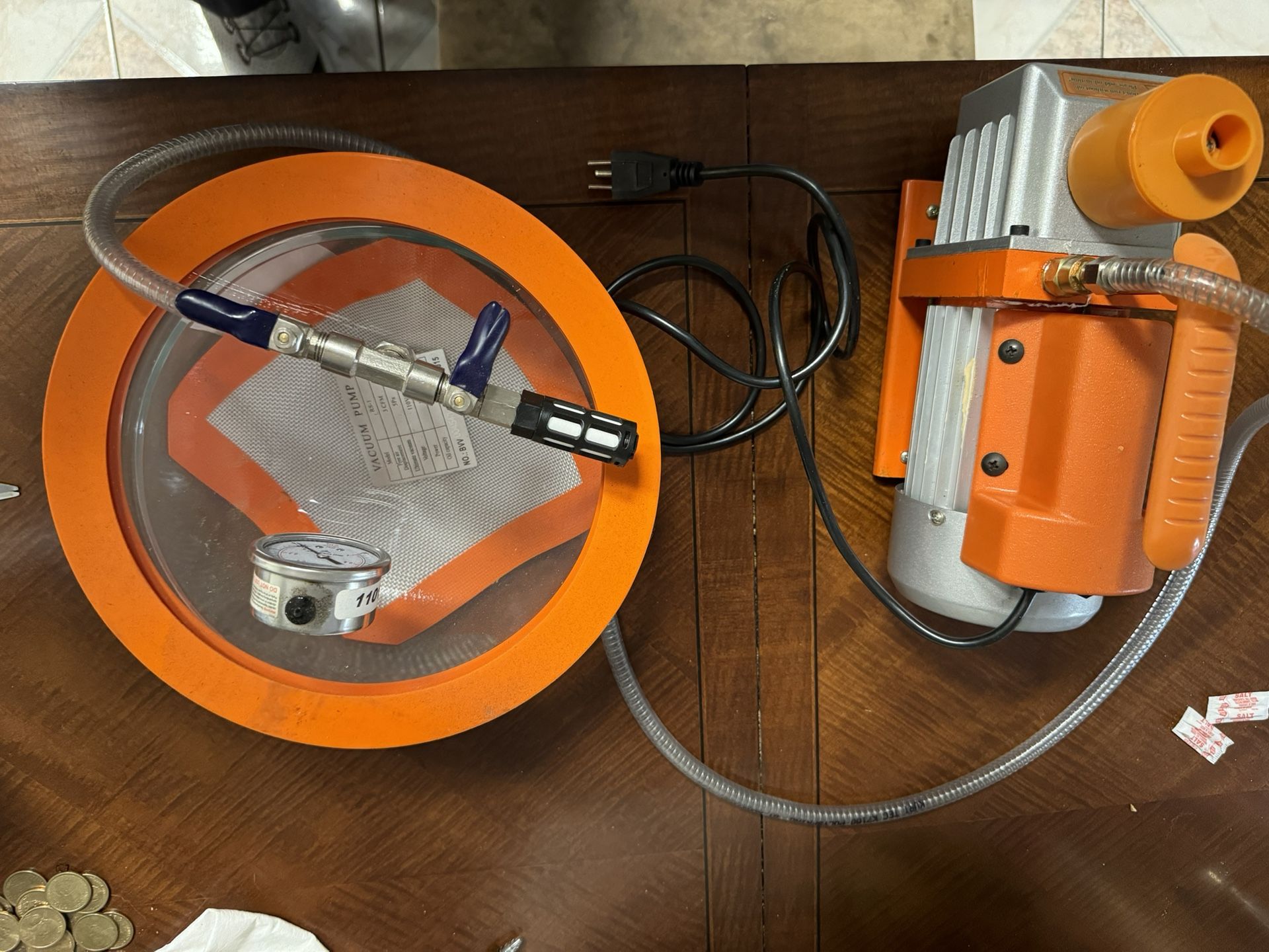Vacuum Pump And Bowl