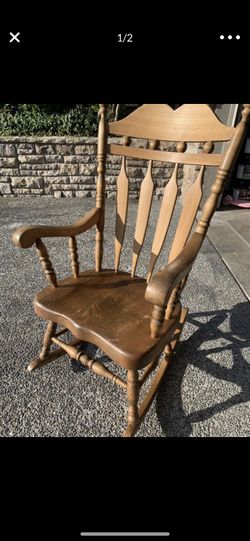 Natural maple wood rocking chair