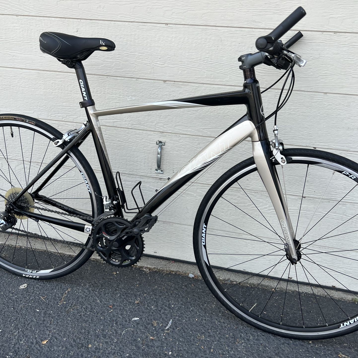 giant dash bicycle Giant Dash 1 Road Bike for Sale in Escondido, CA