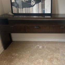 Room And board Console Free 