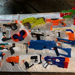 Bunch Of Nerf Guns 