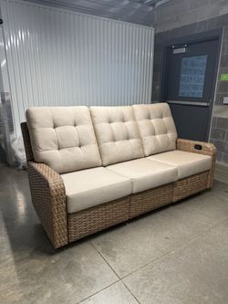Brand New Costco Thomasville Outdoor Patio Sofa Set - Delivery Available