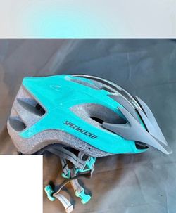 Medium Specialized cycling helmet