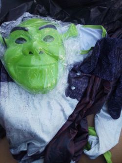 Costume