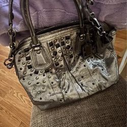 COACH KRISTIN SILVER PEWTER METALLIC STUDDED PLEATED LEATHER HANDBAG
