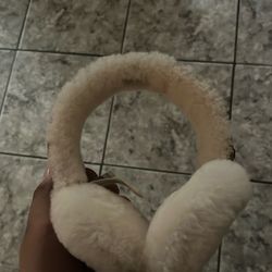 Ugg earmuffs