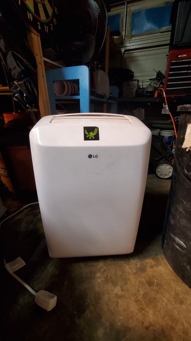 LG air conditioner/dehumidifier
