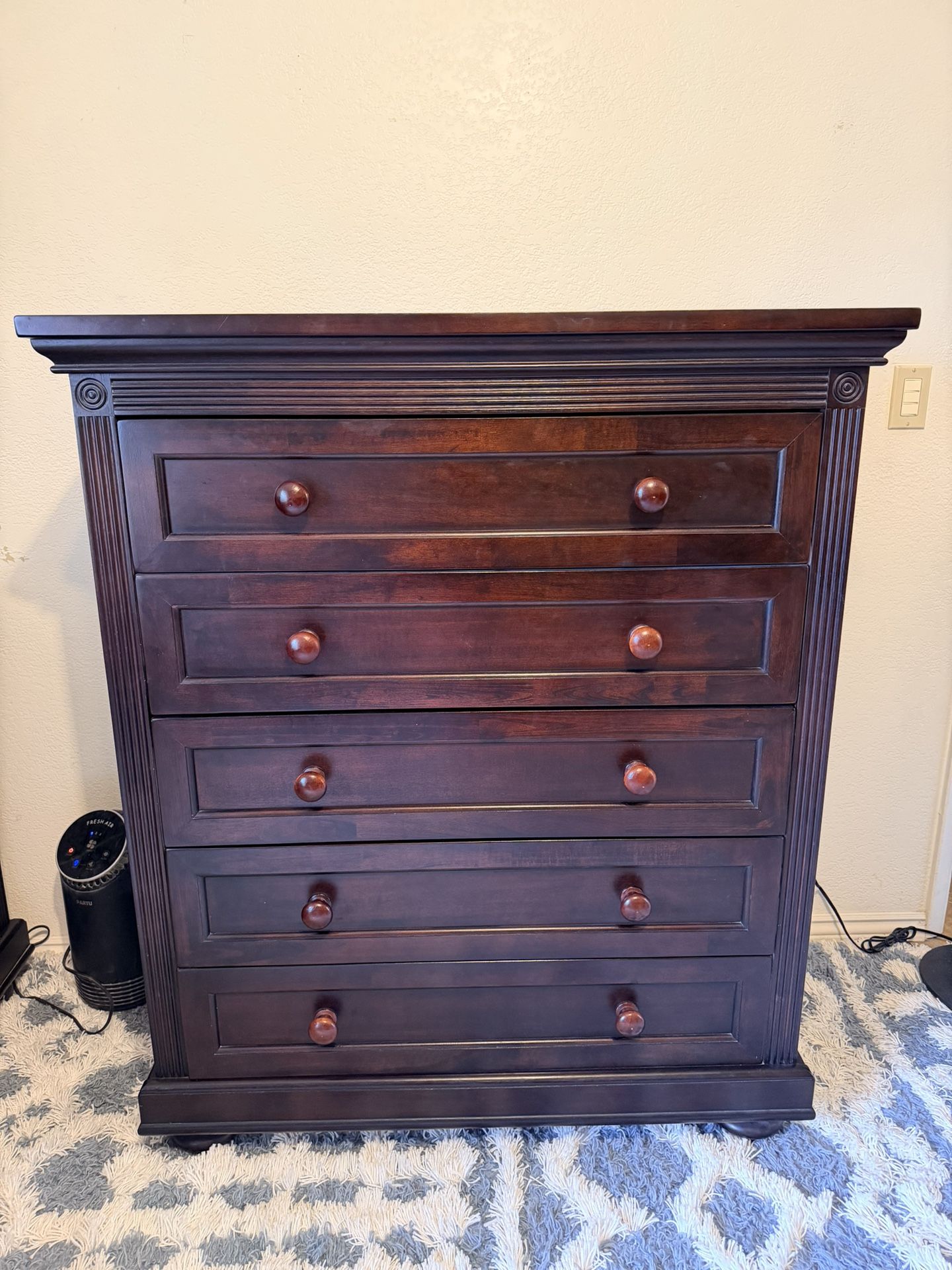 Babi Italia Dresser and Changing Table