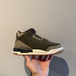 Air Jordan 3 Big Kids Size 6.5Y / Women’s 8 - NEW