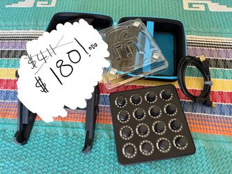 DJ TechTools Midi Fighter Twister, Chroma Cover, Case, & Cable + Fighter Stand