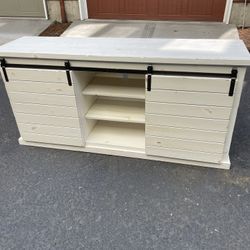 Farmhouse Console *real wood*