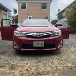 2014 Toyota Camry Hybrid