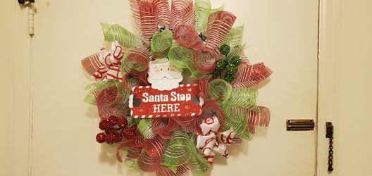 SANTA CHRISTMAS WREATH