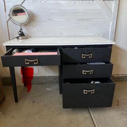 Nail desk. wood heavy