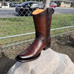 Bota De Piel Con Cierre 